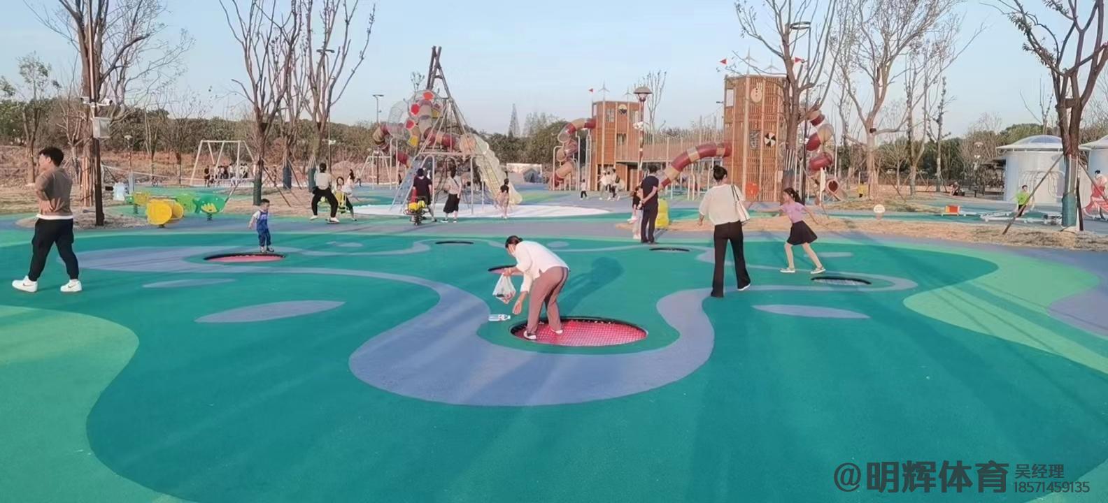 陶瓷颗粒防滑路面公园跑道是用什么材料做成的